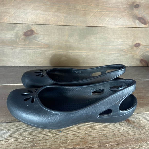 crocs kadee womens size 9 shoes black slip on comfort flats - Picture 1 of 8